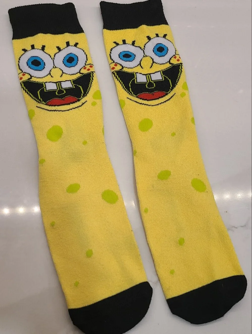 Vibram Yellow Spongebob Socks with Black Toe and Heel